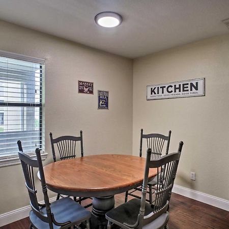 Branson Condo With Pool Access, Walk To Fishing Exterior photo
